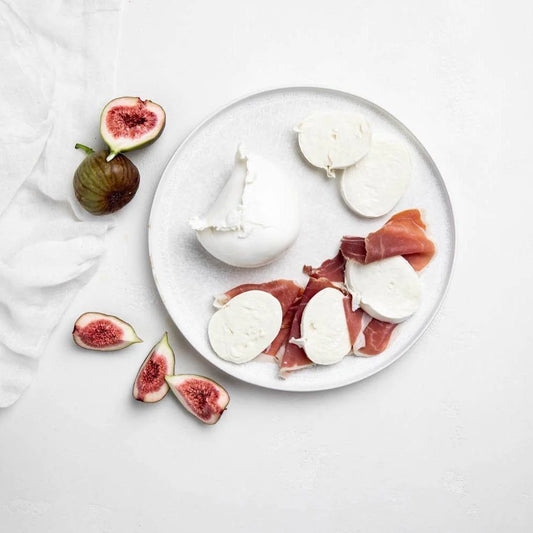 This version has a very delicate and slightly perfumed aroma. It has a fresh, clean milky flavour and a supple texture.