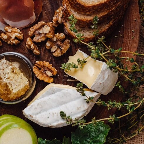 Onkaparinga Creamery Camembert is a classic white mould cheese with its fine shell encasing a soft, buttery interior. The flavour is well balanced and medium strength.
